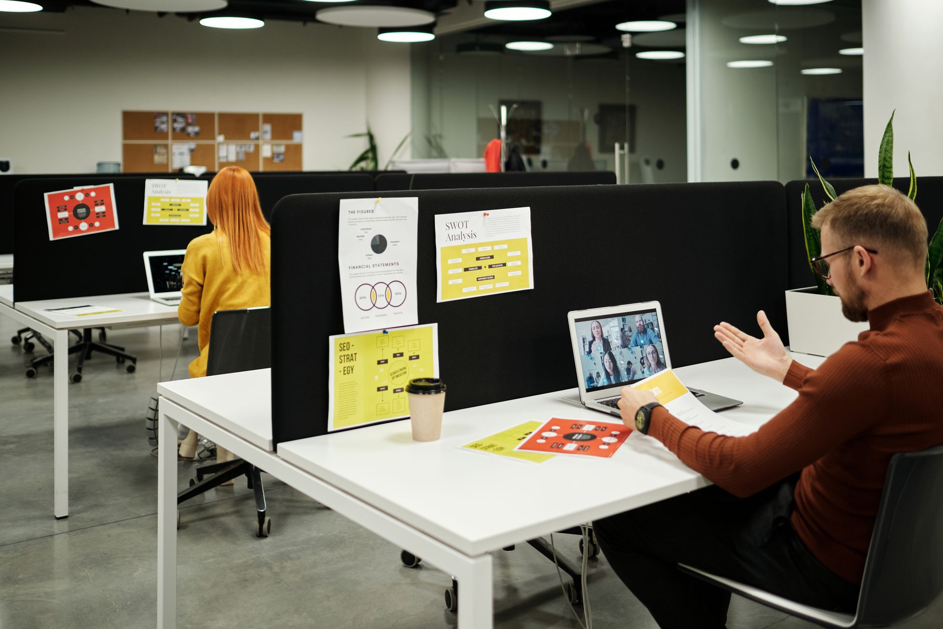 Répondre intelligemment aux remarques difficiles au travail