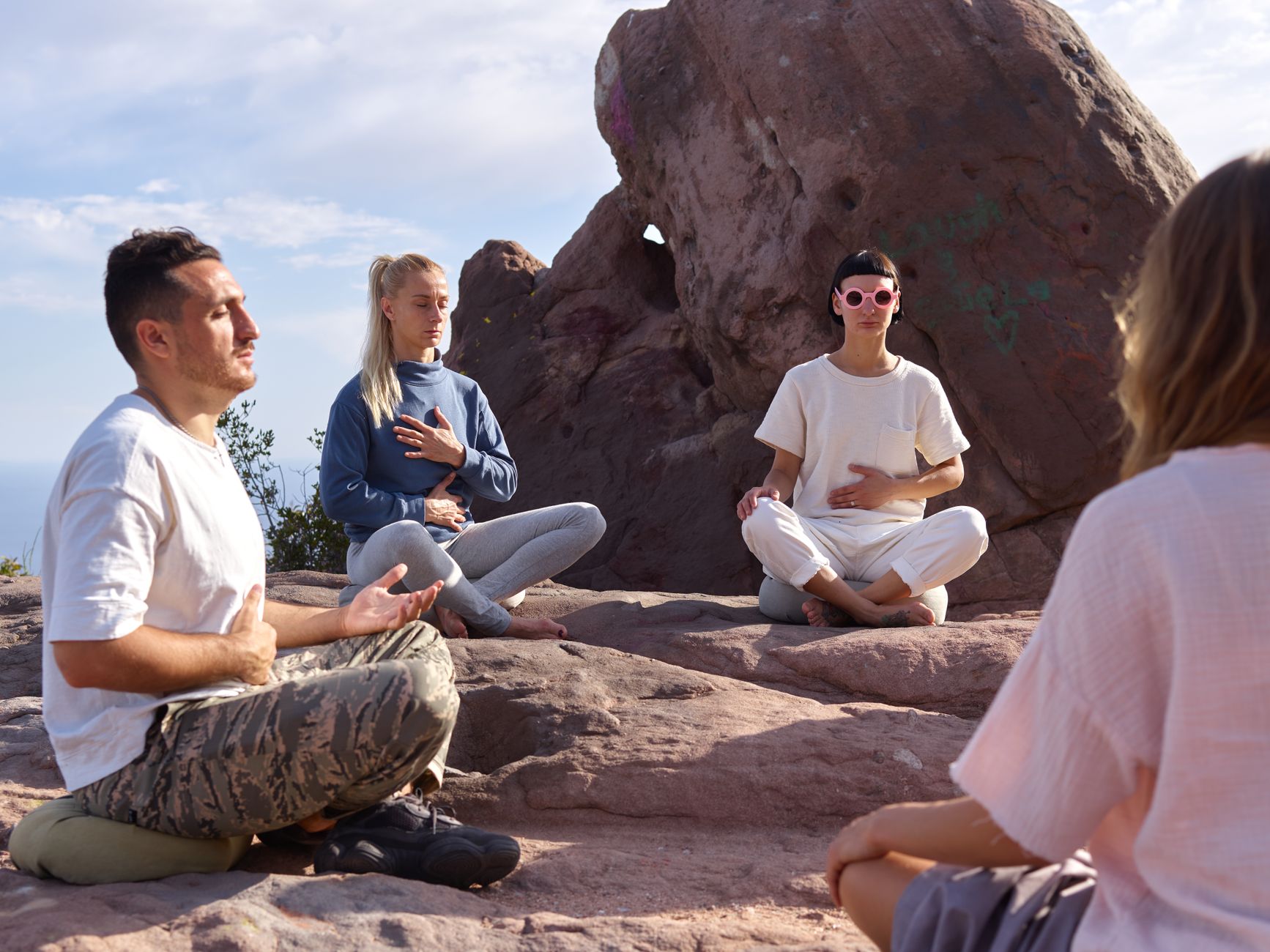 Techniques anti-stress : respiration assise et micro-cohérence