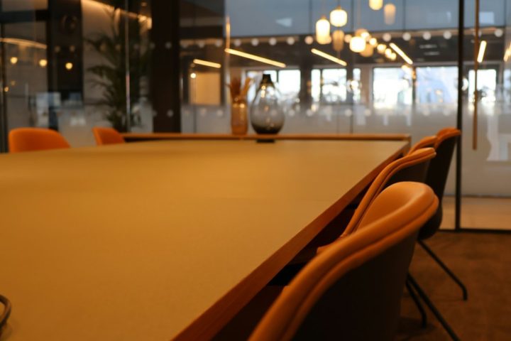 Cours de yoga au bureau : ce qu&rsquo;il faut vérifier avant d&rsquo;en proposer u