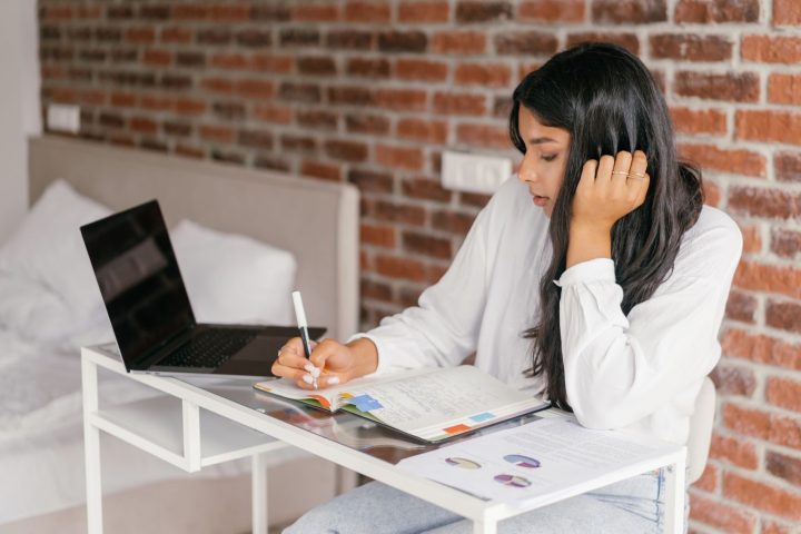 Formation reconversion professionnelle pour adulte : quelle voie chois