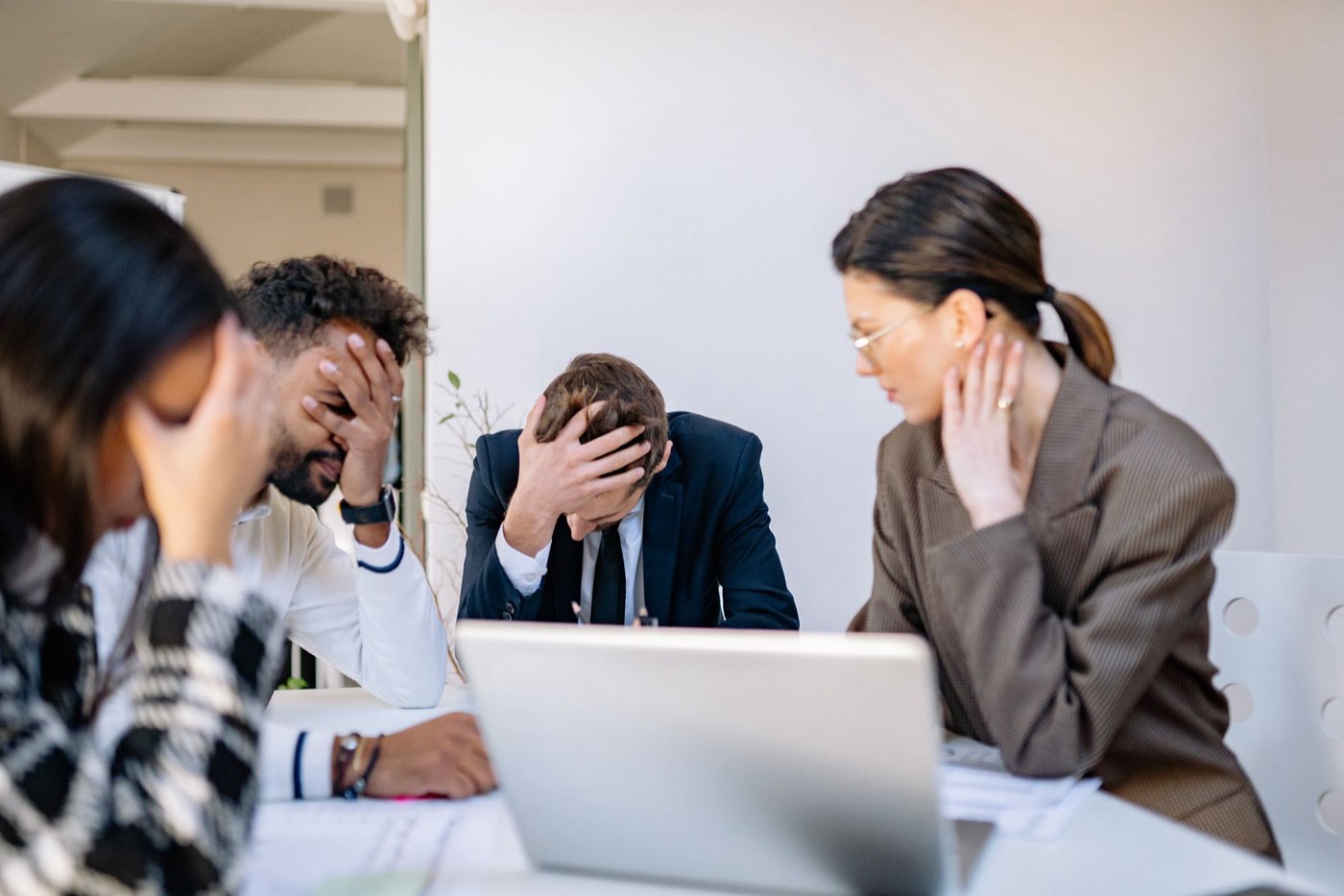 Stress au travail : causes, signes et prévention