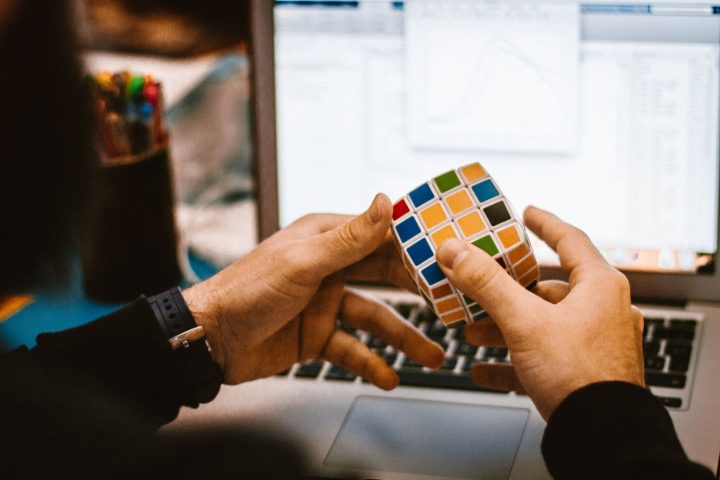 Sudoku gratuit en ligne difficile : s&rsquo;en servir contre le stress au tr